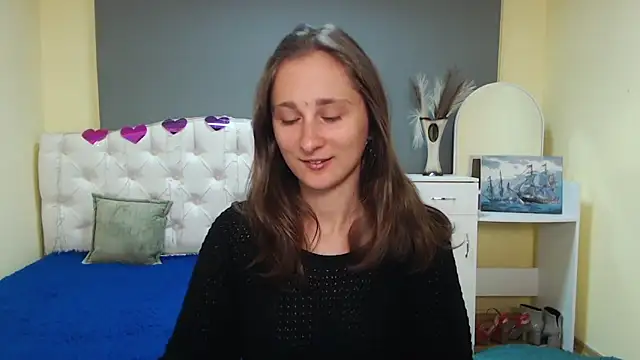 MichelLeee online show from 10/06/25, 11:18