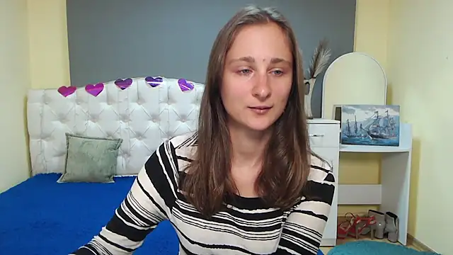 MichelLeee online show from 10/09/25, 11:08