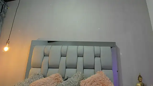 AshleyHill2 online show from 10/17/25, 03:53