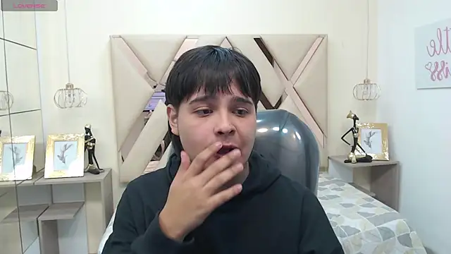 AndrewPherson online show from 01/06/25, 01:52