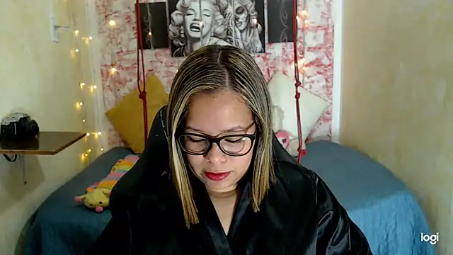 anthiamelisa online show from 10/28/25, 08:33