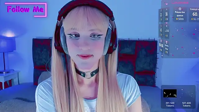 Kirmyy  online show from 10/13/25, 09:26