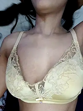 xpihu online show from 11/13/25, 06:18