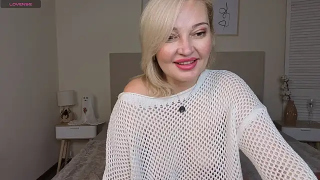 Milena candyy online show from 11/19/25, 09:31