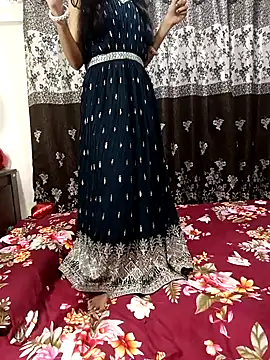 Cute-Bhavya online show from 01/29/25, 05:24