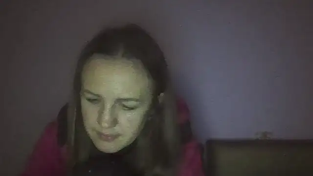 Snapshot of Milaniya261 chatting on 11/13/25, 01:37 Milaniya261 online show from 11/13/25, 01:37