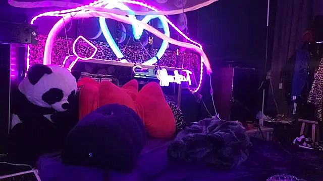 Snapshot of anonymouszN chatting on 03/01/25, 09:48 anonymouszN online show from 03/01/25, 09:48