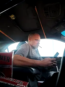 DatingProfile USA 43 str8 online show from 11/29/25, 02:31