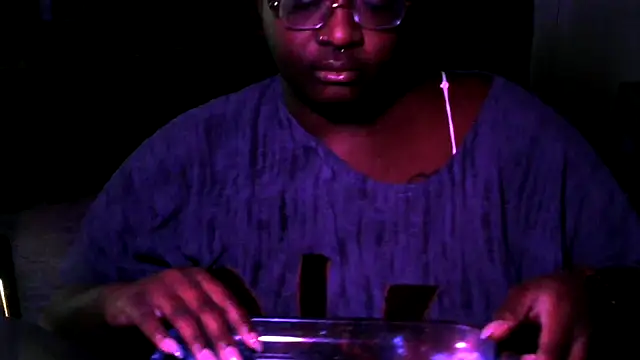 Snapshot of BigKittyRaven chatting on 12/06/24, 10:08 BigKittyRaven online show from 12/06/24, 10:08