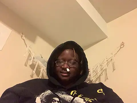 Snapshot of BigKittyRaven chatting on 01/02/25, 04:09 BigKittyRaven online show from 01/02/25, 04:09