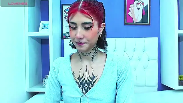 Snapshot of aliss-diaz chatting on 03/17/25, 07:58 aliss-diaz online show from 03/17/25, 07:58
