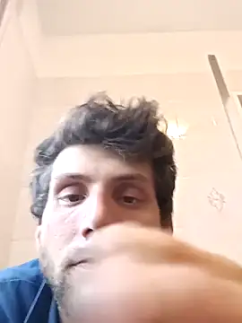 Snapshot of dariodario chatting on 03/12/25, 12:36 dariodario online show from 03/12/25, 12:36