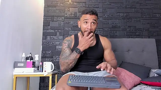 bruno miller  online show from 11/06/25, 09:48