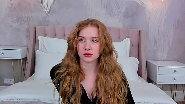 Snapshot of MichelleReid chatting on 02/19/25, 04:23 MichelleReid online show from 02/19/25, 04:23
