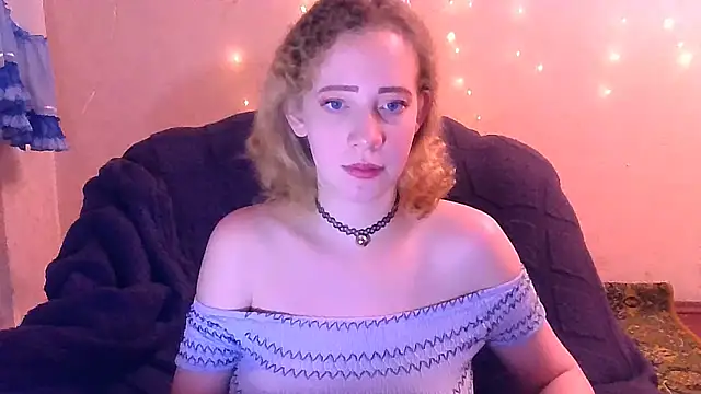 Snapshot of MelxMellie chatting on 01/26/25, 06:27 MelxMellie online show from 01/26/25, 06:27