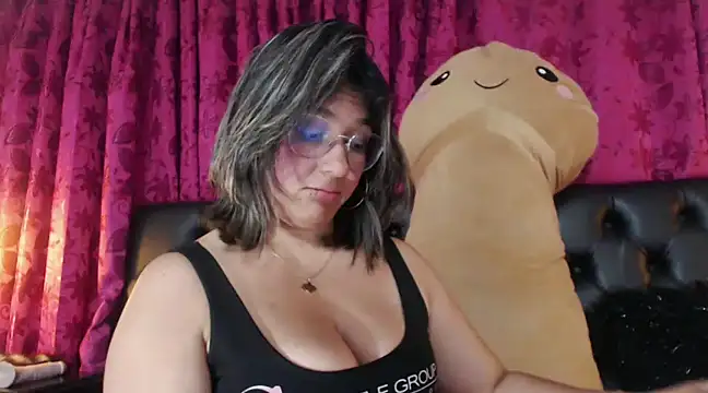 Pandoracherry online show from 01/06/25, 02:15