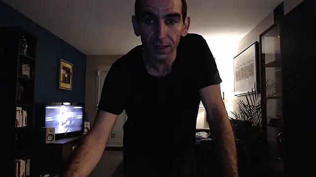 Snapshot of Samir_44200 chatting on 12/05/24, 05:50 Samir 44200 online show from 12/05/24, 05:50