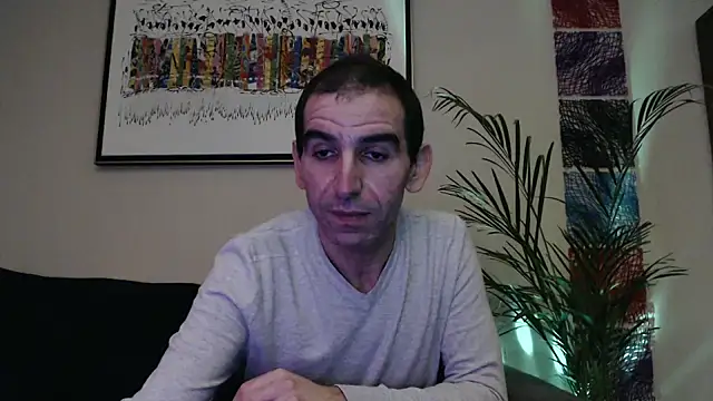 Snapshot of Samir_44200 chatting on 12/28/24, 01:50 Samir 44200 online show from 12/28/24, 01:50