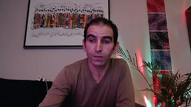 Snapshot of Samir_44200 chatting on 10/17/25, 07:05 Samir 44200 online show from 10/17/25, 07:05