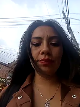 LIZ-06  online show from 02/19/25, 11:04