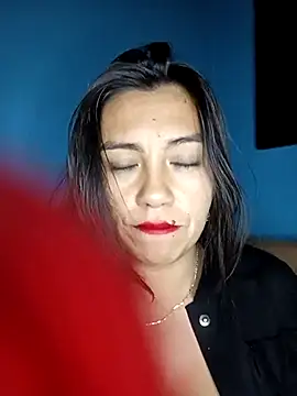 LIZ-06  online show from 02/25/25, 11:22