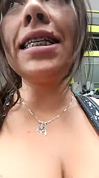 LIZ-06  online show from 03/04/25, 03:37