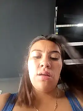 LIZ-06  online show from 03/11/25, 12:17