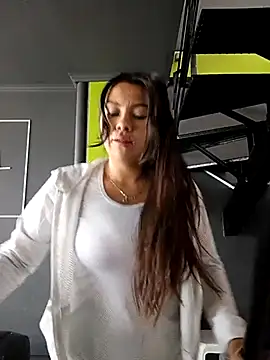 LIZ-06  online show from 03/13/25, 12:46