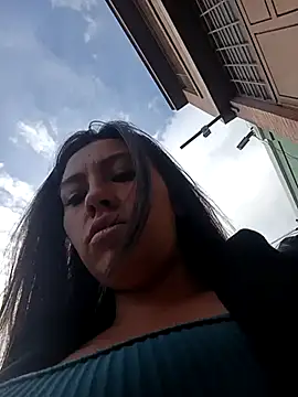 LIZ-06  online show from 03/21/25, 09:45