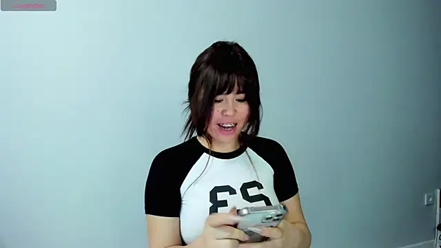 Snapshot of may_mia chatting on 02/02/25, 04:59 may mia online show from 02/02/25, 04:59