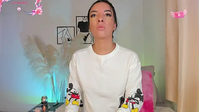 777AylinZ online show from 09/17/25, 11:45