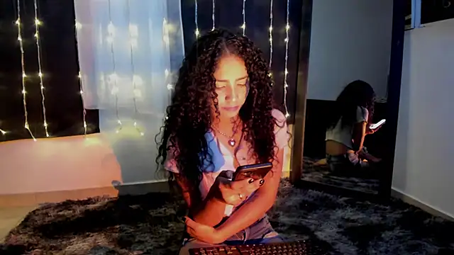 Snapshot of Dakota_M1 chatting on 01/15/25, 02:06 Dakota M1 online show from 01/15/25, 02:06