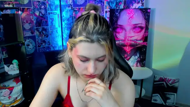 Snapshot of Bonni_Meiz chatting on 02/23/25, 03:35 Bonni Meiz online show from 02/23/25, 03:35