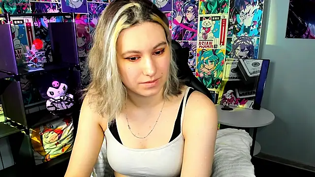 Snapshot of Bonni_Meiz chatting on 03/07/25, 03:19 Bonni Meiz online show from 03/07/25, 03:19