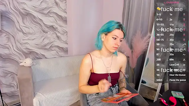 Snapshot of Bonni_Meiz chatting on 09/24/25, 02:04 Bonni Meiz online show from 09/24/25, 02:04