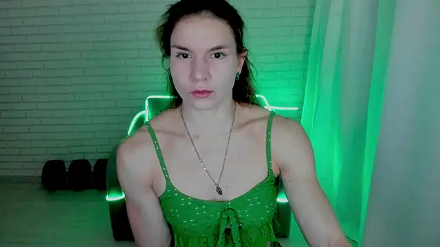 Snapshot of Lisa_Ray chatting on 01/12/25, 06:17 Lisa Ray online show from 01/12/25, 06:17