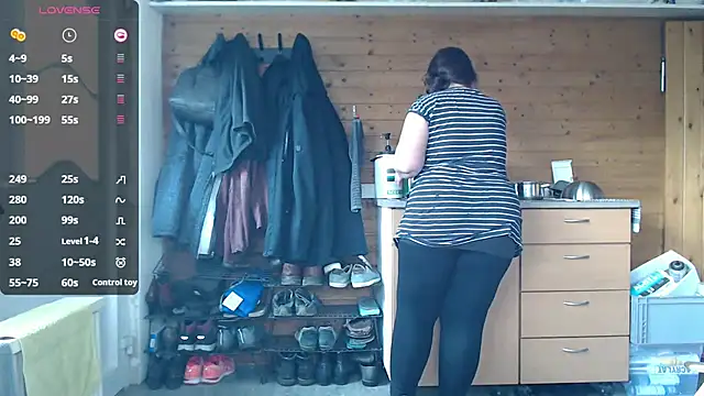 Snapshot of KasiaPrivat chatting on 03/15/25, 10:57 KasiaPrivat online show from 03/15/25, 10:57