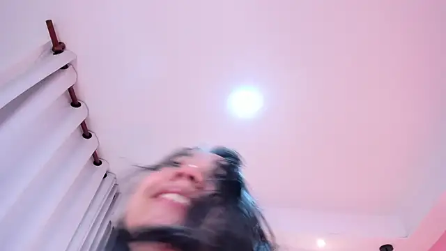 sophiawhite   online show from 02/26/25, 07:27