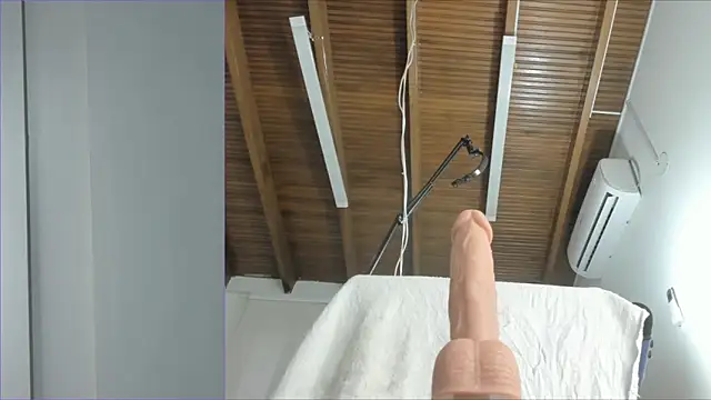 Lucy carter  online show from 11/01/25, 04:31