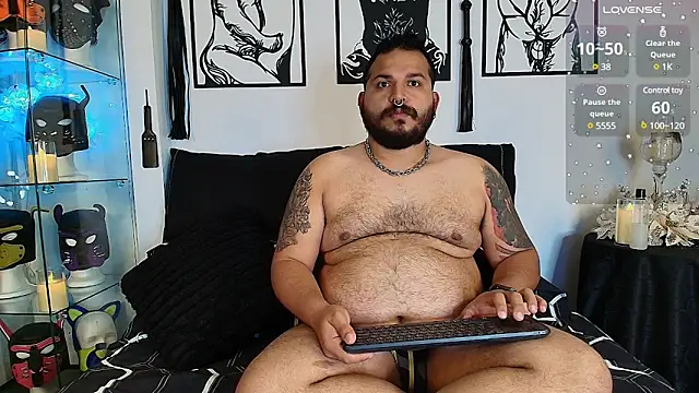 Snapshot of dannybear_ chatting on 01/16/25, 06:27 dannybear online show from 01/16/25, 06:27