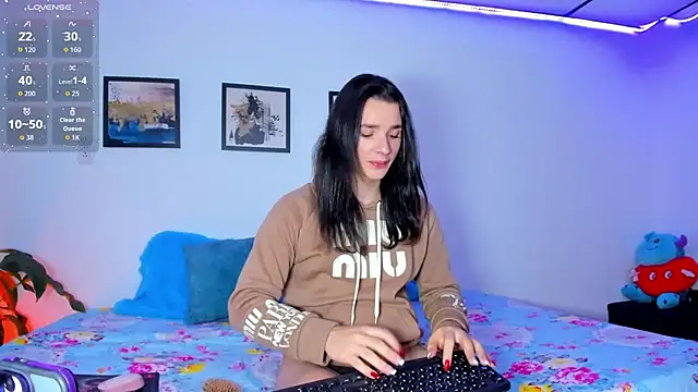 elafranco  online show from 11/04/25, 04:50