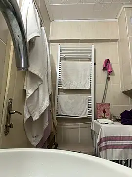 Snapshot of denizli18 chatting on 01/19/25, 08:19 denizli18 online show from 01/19/25, 08:19