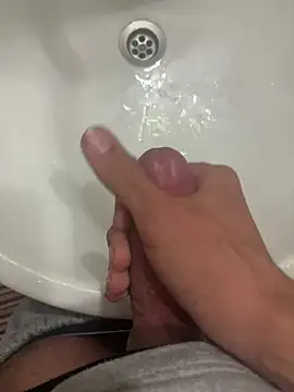 Snapshot of denizli18 chatting on 01/23/25, 07:07 denizli18 online show from 01/23/25, 07:07