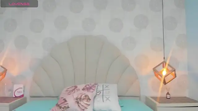 Snapshot of GIANNABONET chatting on 01/18/25, 07:48 GIANNABONET online show from 01/18/25, 07:48