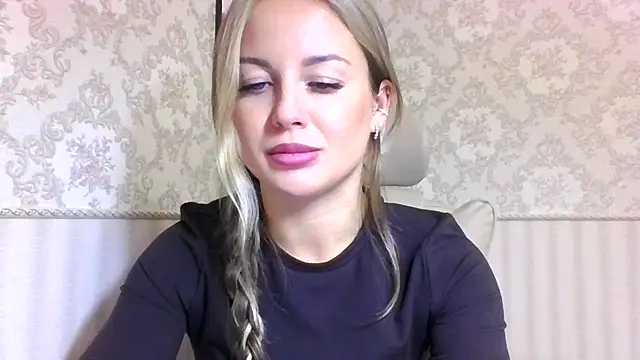 jennifer838 online show from 10/08/25, 02:58