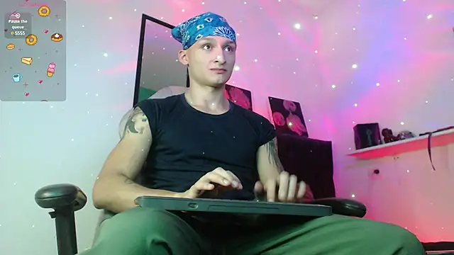 arthurphoenix  online show from 12/09/24, 02:45