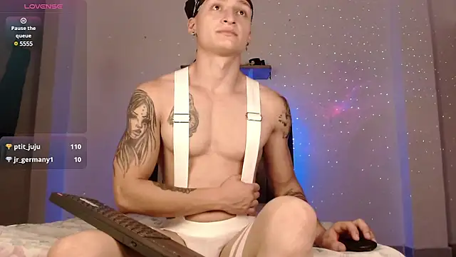 arthurphoenix  online show from 01/08/25, 06:20