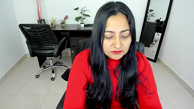 Snapshot of Adele_Sweett chatting on 02/28/25, 04:53 Adele Sweett online show from 02/28/25, 04:53