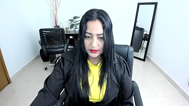 Snapshot of Adele_Sweett chatting on 03/20/25, 09:59 Adele Sweett online show from 03/20/25, 09:59