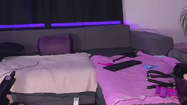 Snapshot of Nebenangeil chatting on 02/08/25, 03:19 Nebenangeil online show from 02/08/25, 03:19